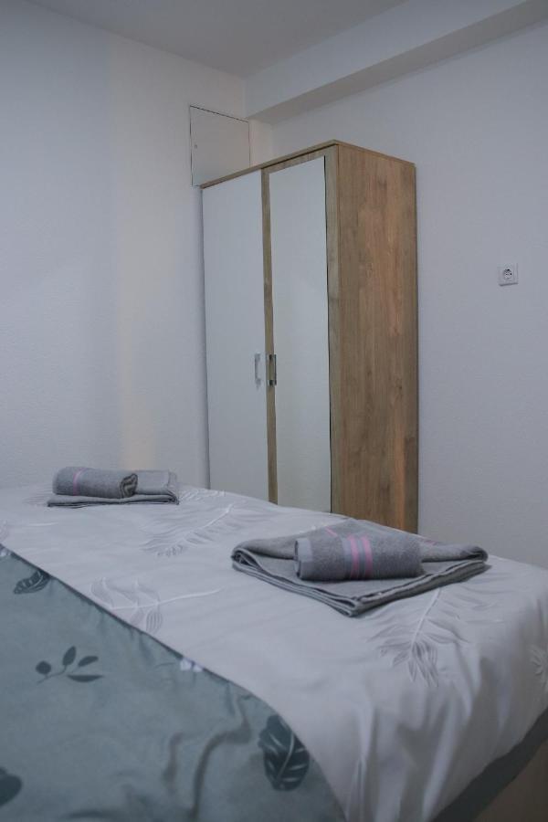 Apartmani Golub Livno Ngoại thất bức ảnh